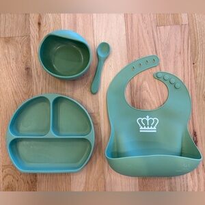 Silicone Baby Mealtime Set Green Kids Dining Set Bib Plate Suction Bowl Spoon